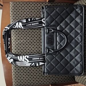 EUC Steve Madden BCASIDY Quilted Tote Bag - Black